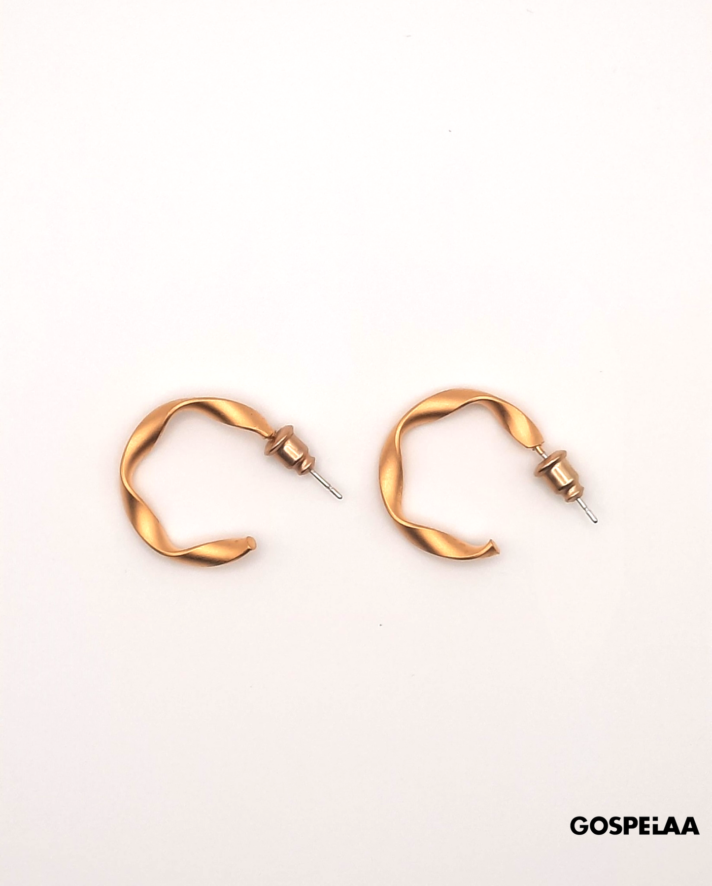 Vintage C hoop earrings