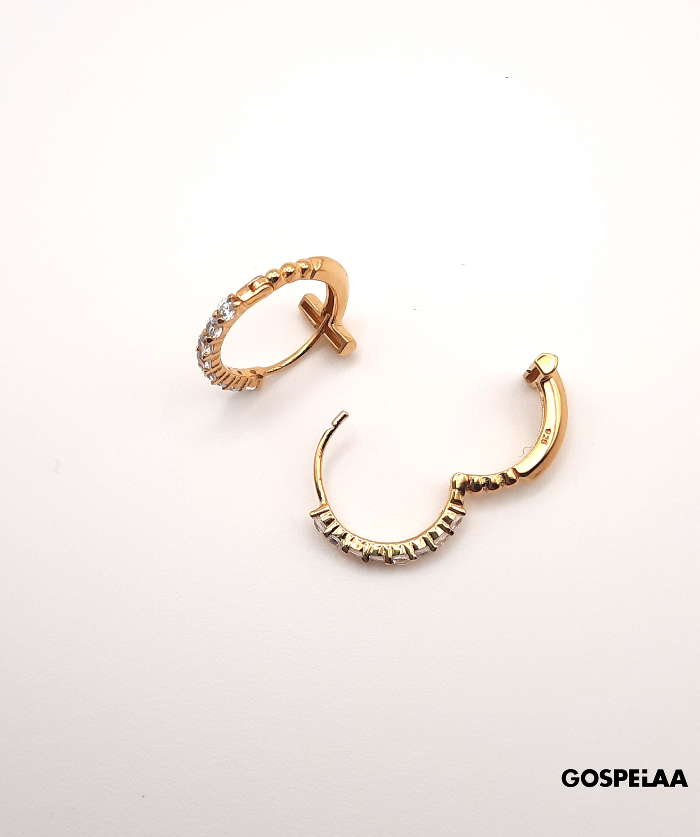 Single diamond hoops (Gold)